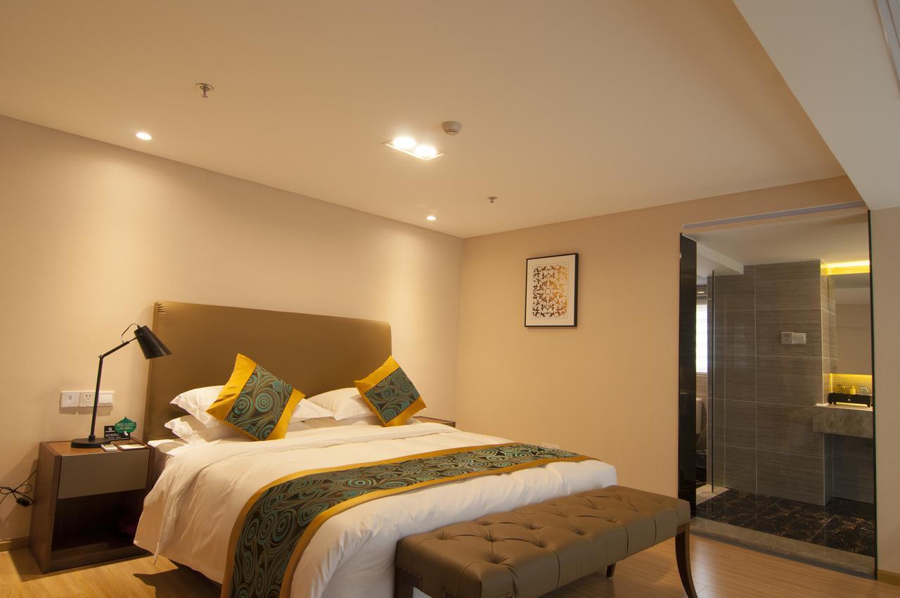 Home Plus Suite Hotel And Apartment Wuhan Exteriör bild