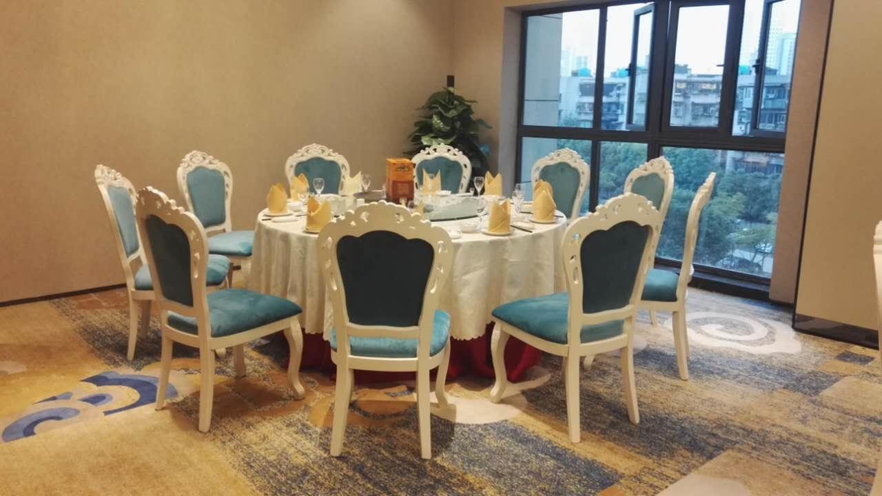 Home Plus Suite Hotel And Apartment Wuhan Exteriör bild